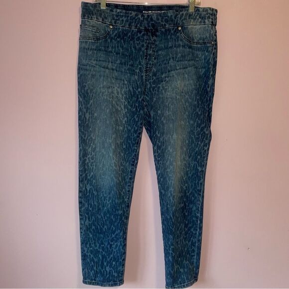 Chico's Size 14 Pull On Jegging Ankle Blue Leopard Print Jeans - Picture 1 of 7